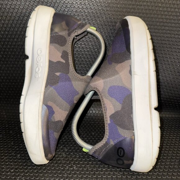 OOFOS OOmg eeZee Low White Blue Camo Women Slip On Recovery Comfort Shoes Size 8 - Picture 4 of 8